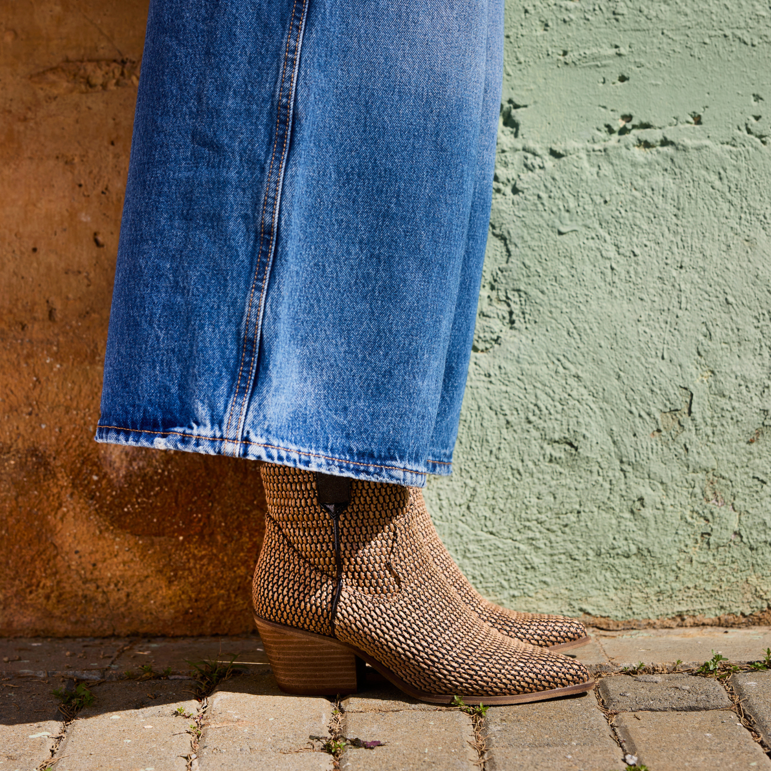 Western bootie cognac