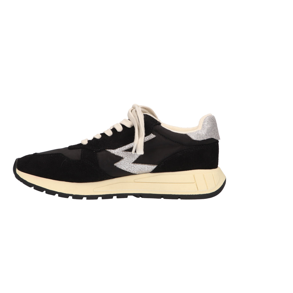 Sneaker zwart textiel