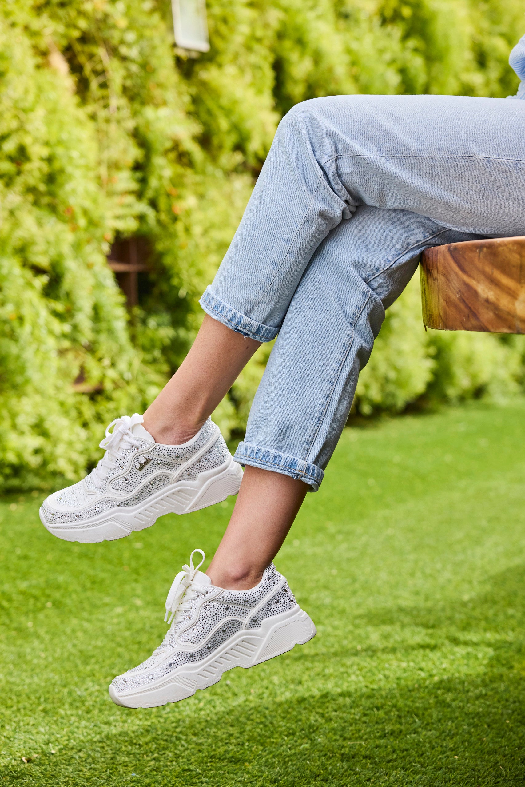 Sneaker met steentjes wit textiel