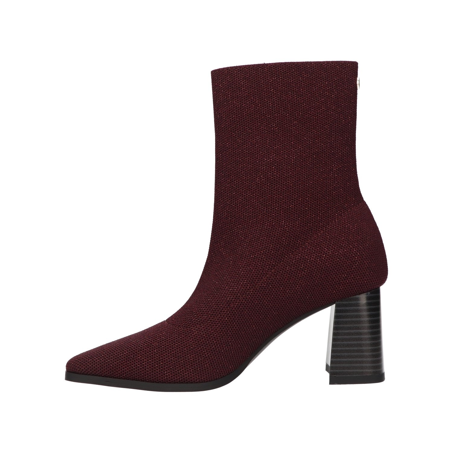 Bordeaux knitted enkellaars voor dames met 5 cm blokhak en comfortabel memory foam voetbed van La Strada.