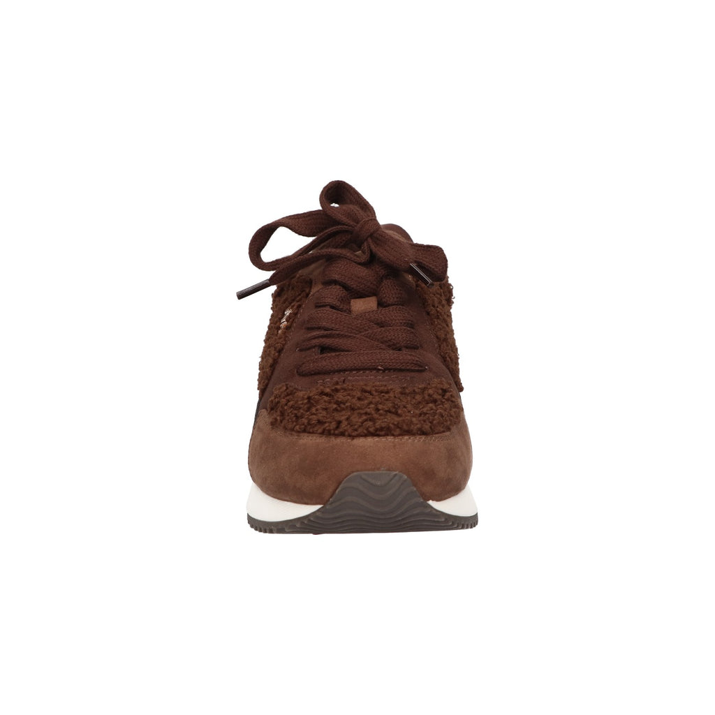 Bruine winter sneaker voor dames met teddy- en microafwerking, memory foam voetbed en vetersluiting van La Strada.