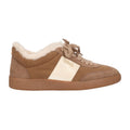 Taupekleurige winter sneaker voor dames met zachte bontafwerking en memory foam voetbed.