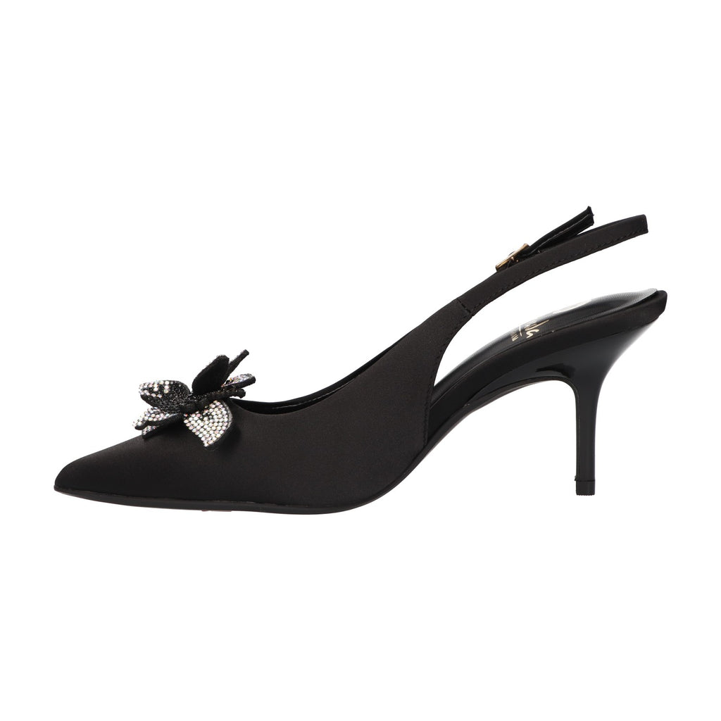 Slingback pump
