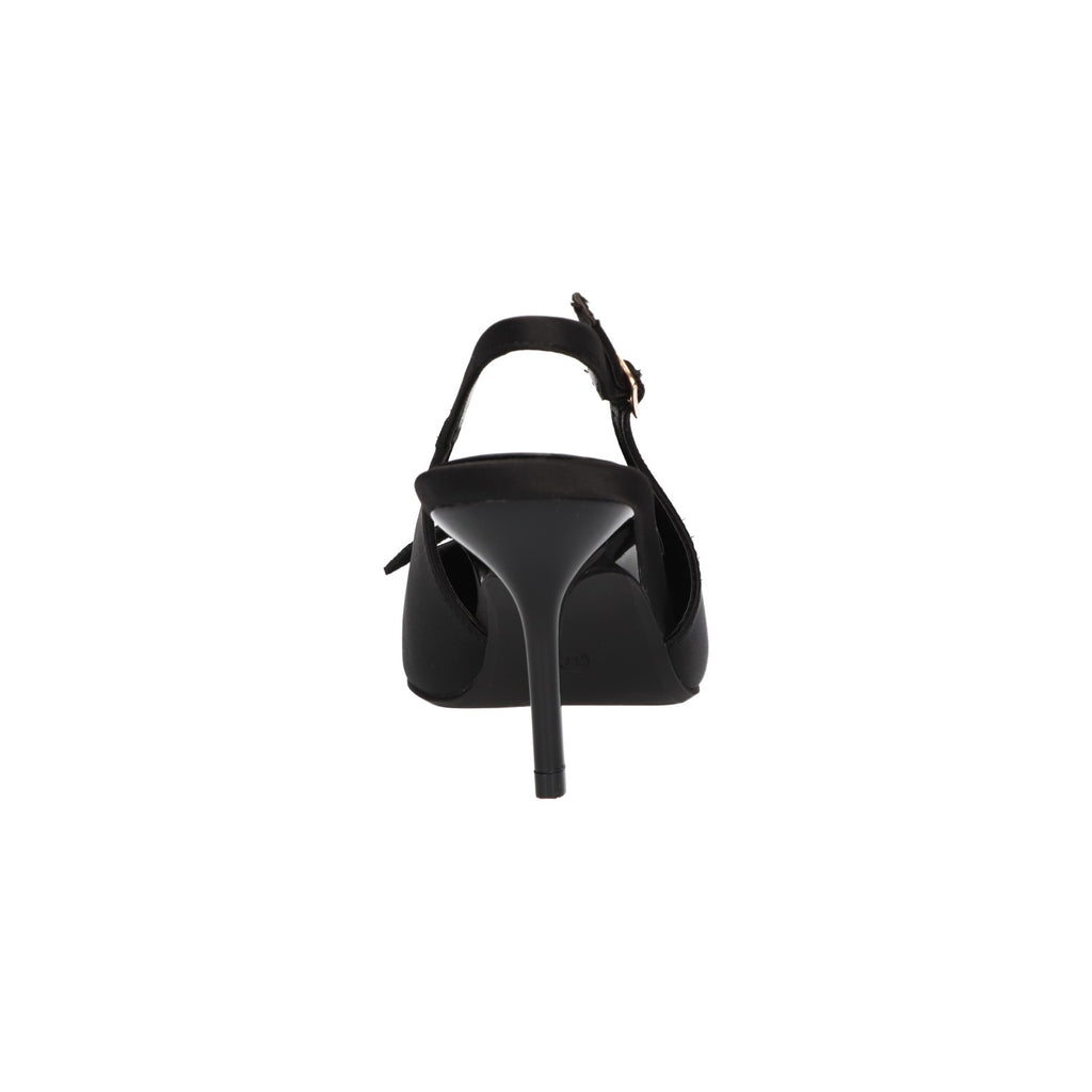 Slingback pump