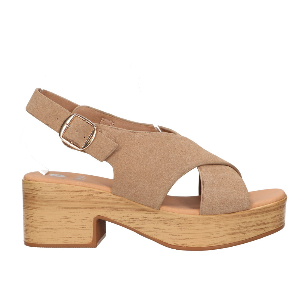 Platform sandal beige